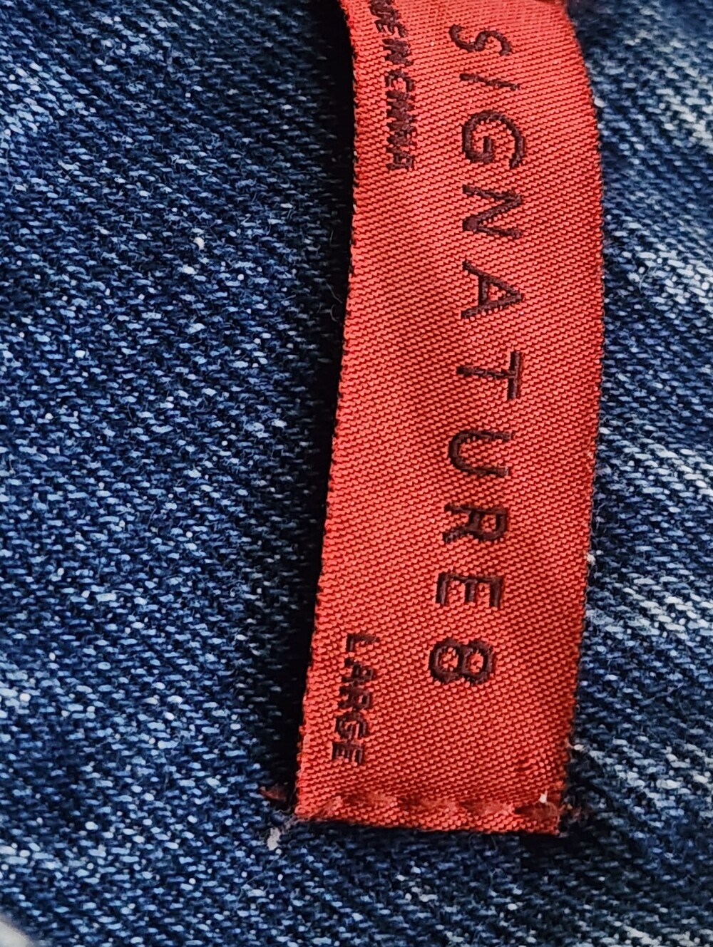 Signature8 Red Label Skirt on Blue Denim - Picture 3 of 5